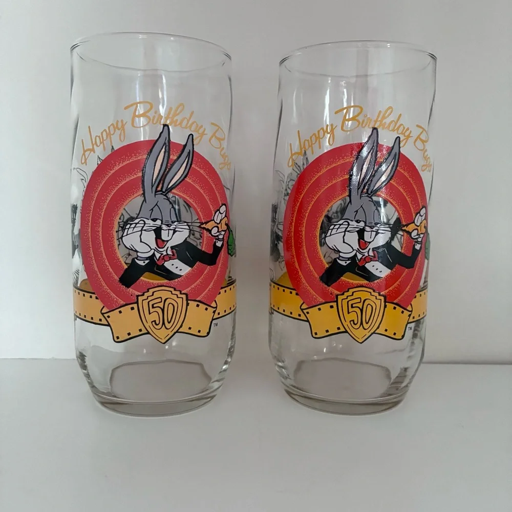 1990 Happy Birthday Bugs 50th Anniversary Collectible Glassware Warner Bros